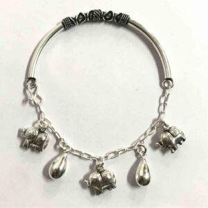oxo.Half Charms kada