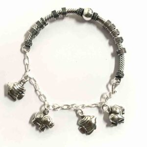 oxo.Half Charms kada
