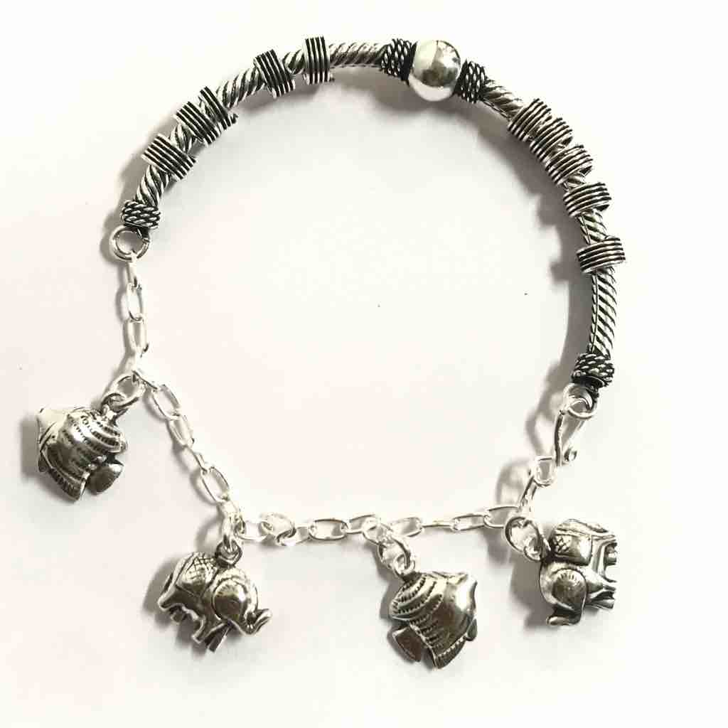 oxo.Half Charms kada