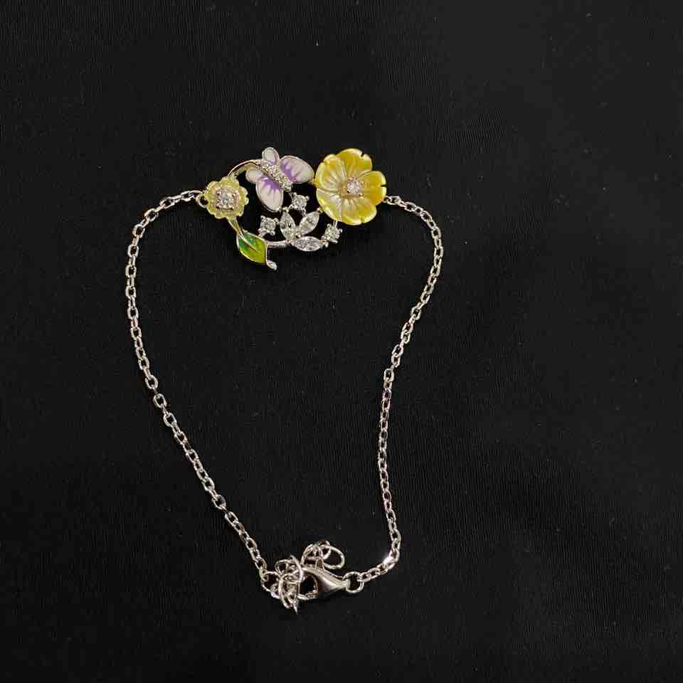 mop flower bracelet