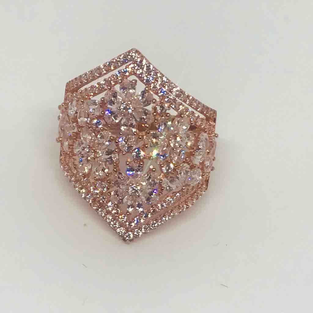 Ladies ring