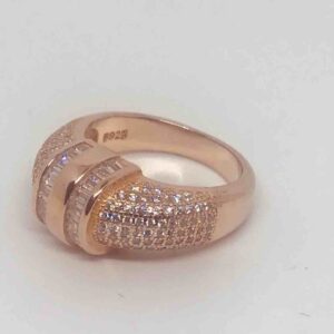Ladies ring