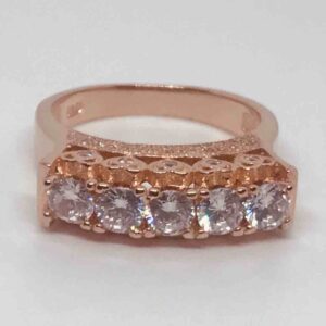 Ladies ring