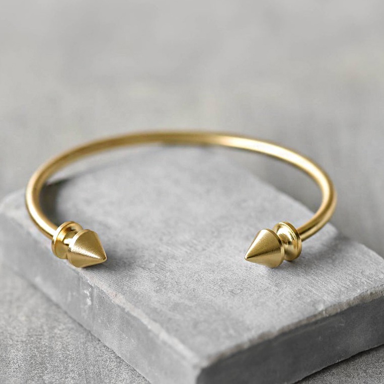 18 kt hallmark yellow gold men's cuff bracelet 30 grams 3 mm