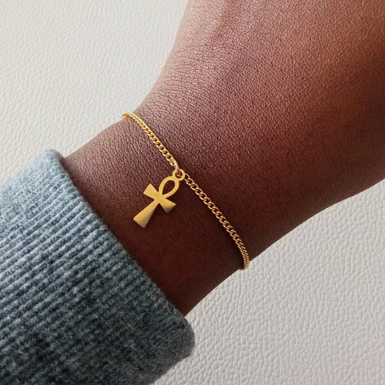 22 kt yellow gold egyptian cross women's bracelet bangle chain