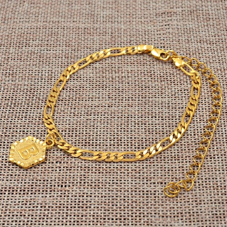 18 kt yellow gold alphabet letters initial bracelet bangle chain