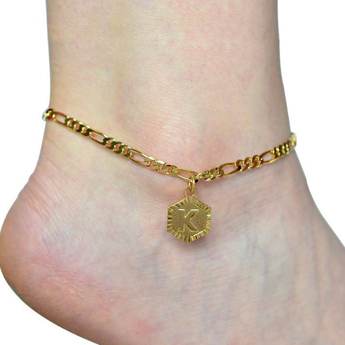 18 kt yellow gold alphabet letters initial bracelet bangle chain