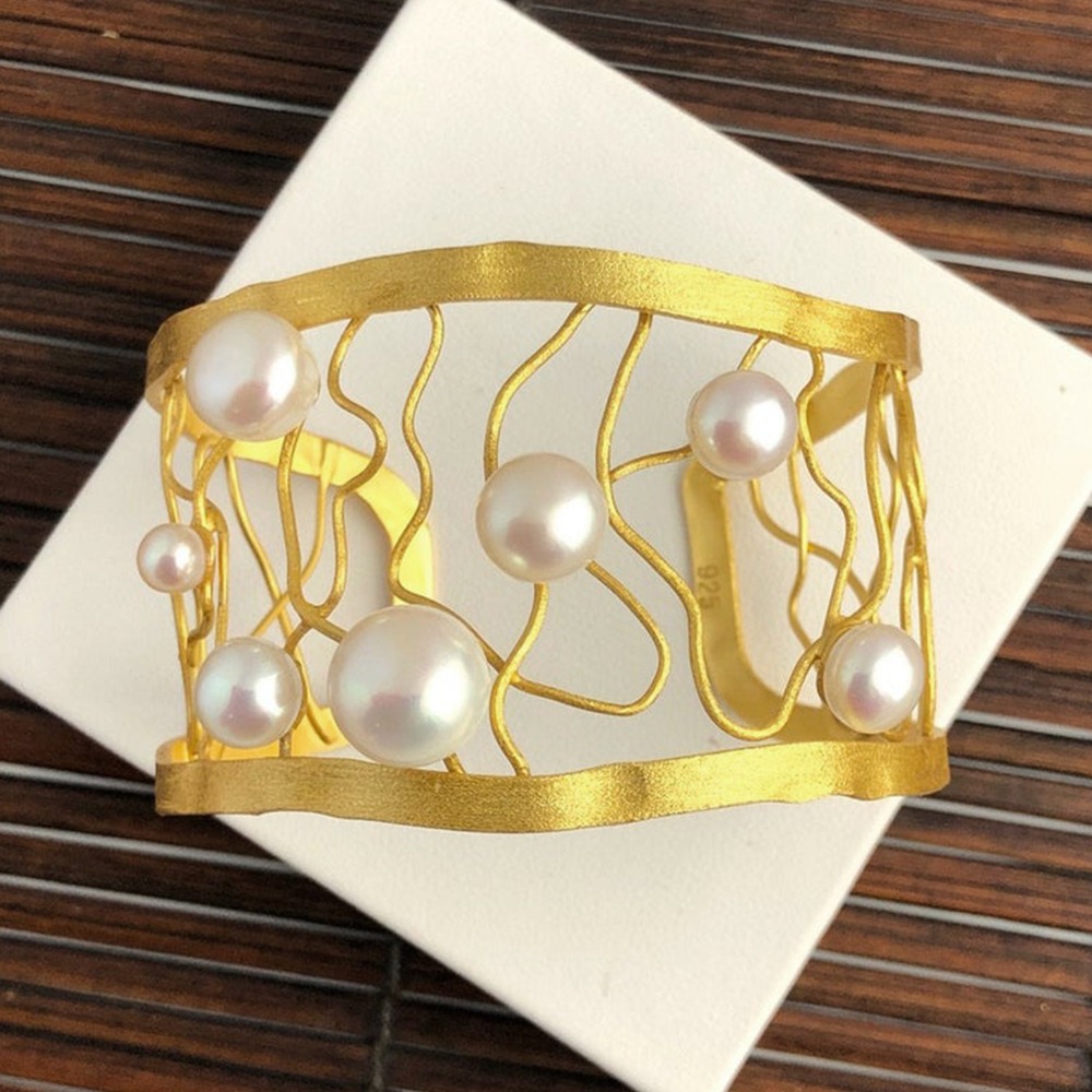 22 kt yellow gold pearls open cuff women's bracelet bangle 30 grams