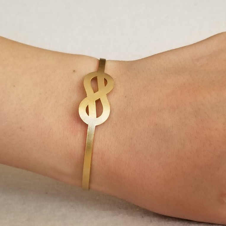 22 kt yellow gold women's open cuff bracelet bangle 15 grams