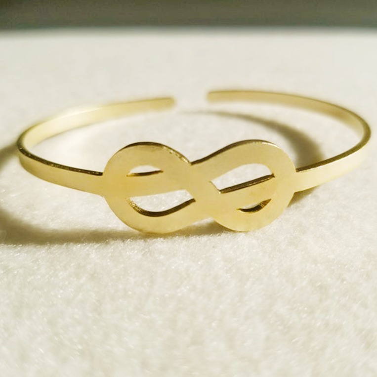 22 kt yellow gold women's open cuff bracelet bangle 15 grams