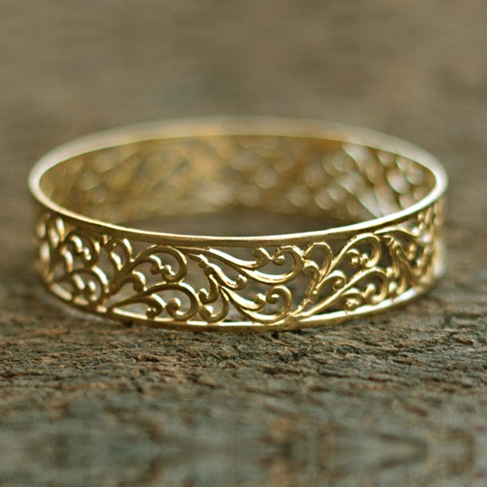 22 kt yellow gold lace prom filigree bangle bracelet