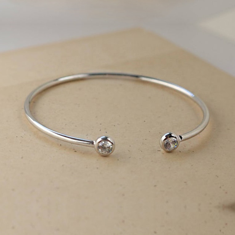 14 kt white gold cubic zirconia cuff bangle bracelet