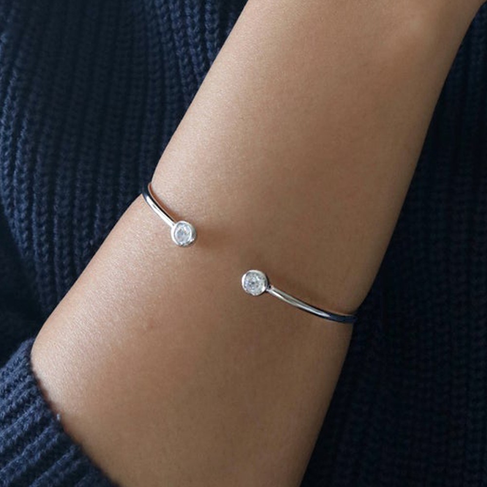 14 kt white gold cubic zirconia cuff bangle bracelet