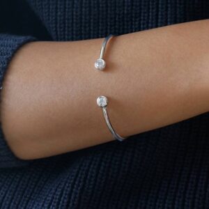 14 kt white gold cubic zirconia cuff bangle bracelet