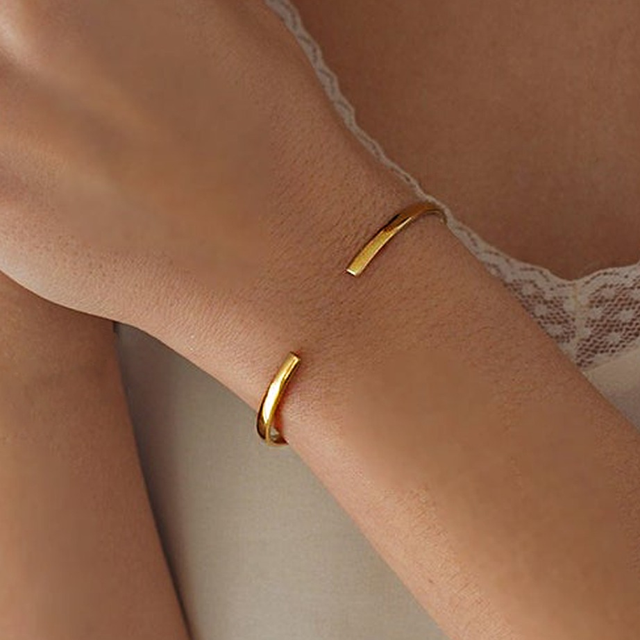 22 kt yellow gold adjustable open thin cuff bangle bracelet