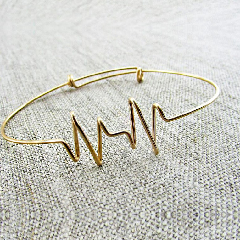 18 kt solid yellow gold adjustable heartbeat bangle bracelet
