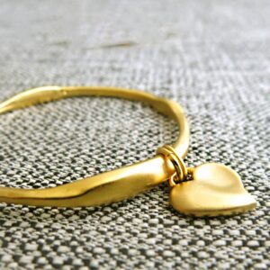 22 kt real solid yellow gold heart charm slip-on bangle bracelet