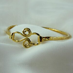 18kt real solid yellow gold handmade hammered hinge bangle bracelet