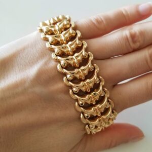 18 kt yellow gold one of a kind designer thick link men's bracelet