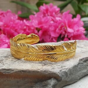 18 kt hallmark real solid yellow gold maxi feather cuff bracelet
