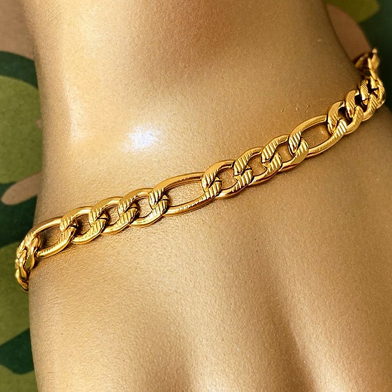18 kt yellow gold figaro link chain men's bracelet 5 mm