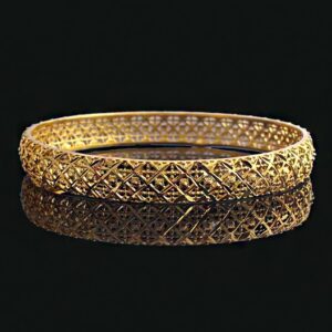 18 kt yellow gold traditional handmade slip-on bracelet bangles 30 gm