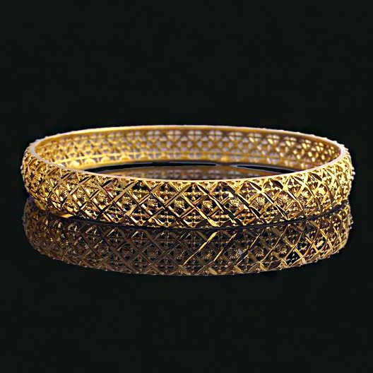 18 kt yellow gold traditional handmade slip-on bracelet bangles 30 gm - Image 2