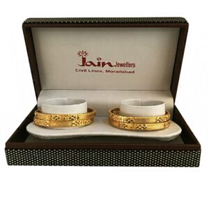 22kt yellow gold slip-on women's bracelet bangle 45.930 grams