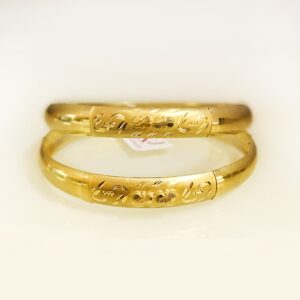 18 kt yellow gold handmade slip-on bracelet bangles 20 gms