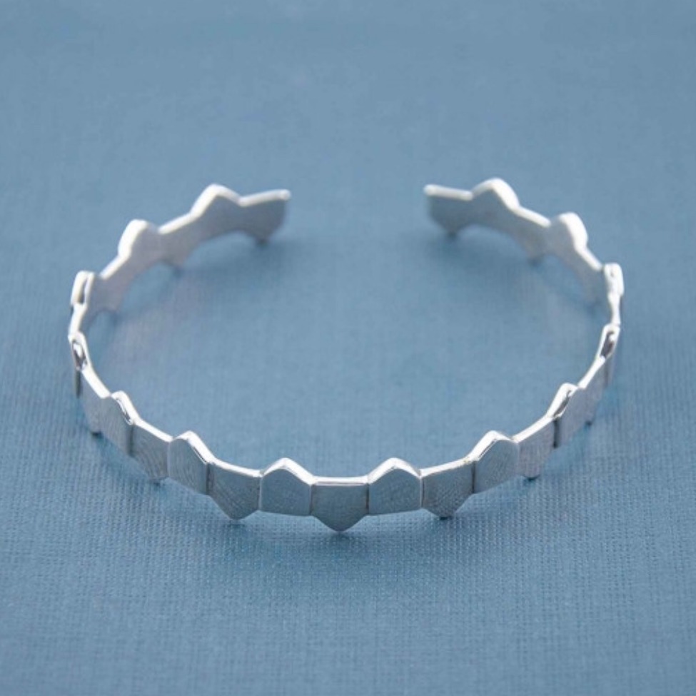 18 kt hallmark real solid white gold men's cuff bracelet 24 grams - Image 3