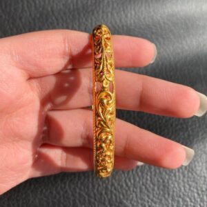 22 Kt Gold Engraved Handmade Women's Bracelet Bangle 20 Gm