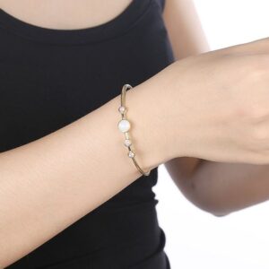 18 Kt Yellow Gold Moon Stone Cuff Bracelet Bangle Women