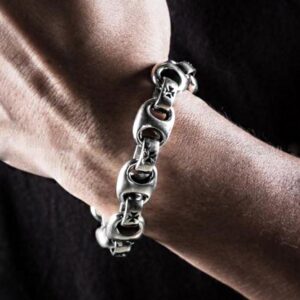 18 Kt White Gold Link Toggle Lock Men's Bracelet 85.130 Gram
