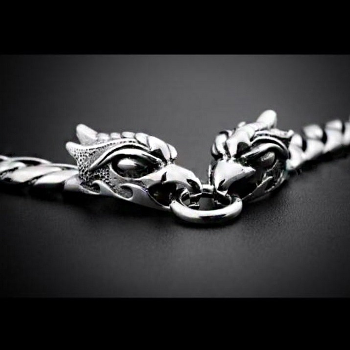 18 Kt White Gold Dragon Link Men's Antique Bracelet 80.720 Grams