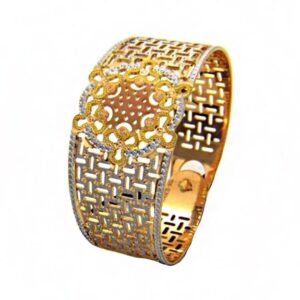 22 Kt Yellow Gold Dubai Cuff Three Tone Bracelet Bangle 46.470 Grams