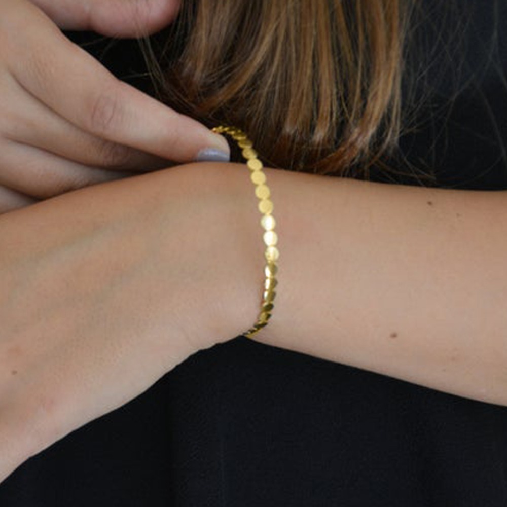 18 Kt Stamped Yellow Gold Vintage Stacking Women's Bangle Bracelet - Image 3