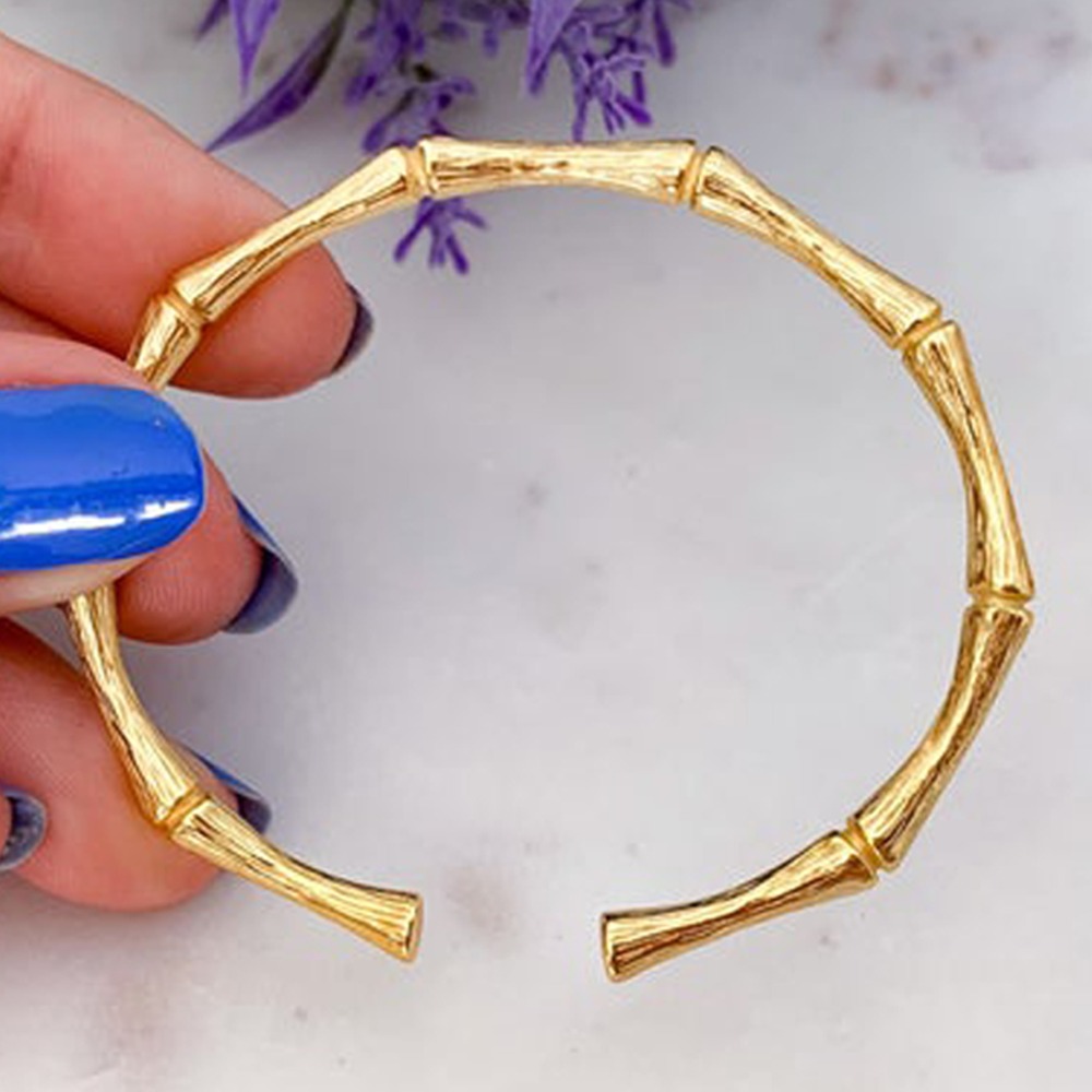 18 Kt Stamped Yellow Gold Bamboo Torque Cuff Women's Bangle Bracelet - Image 2