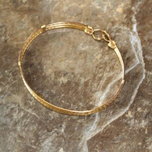 22 Kt Stamped Yellow Gold Wirewrapped Women's Gifts Bangle Bracelet