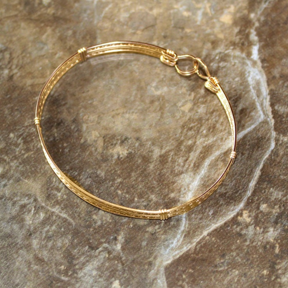 22 Kt Stamped Yellow Gold Wirewrapped Women's Gifts Bangle Bracelet