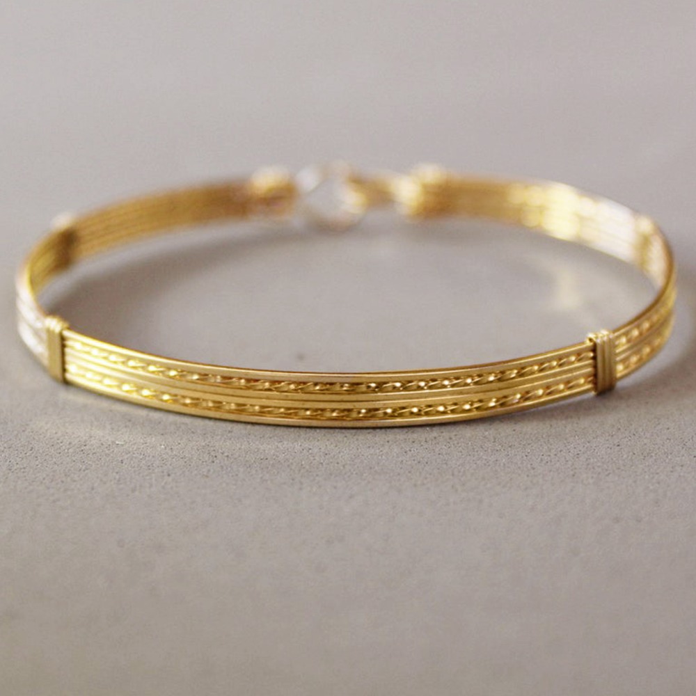 22 Kt Stamped Yellow Gold Wirewrapped Women's Gifts Bangle Bracelet