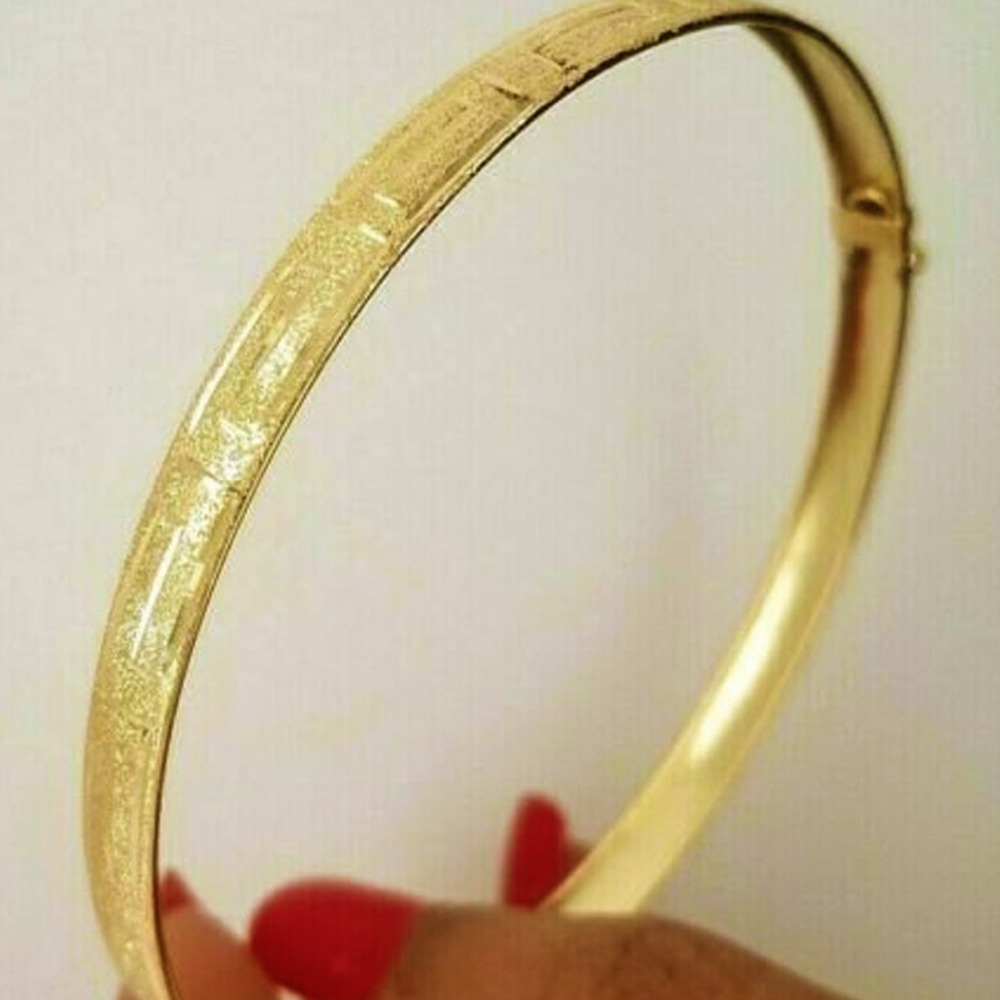 22 kt yellow gold matte finish 5 mm women's bangle bracelet