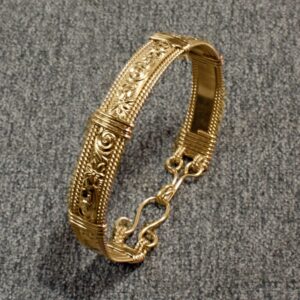 18 Kt Yellow Gold Handmade Wire Wrap Women's Bangle Bracelet
