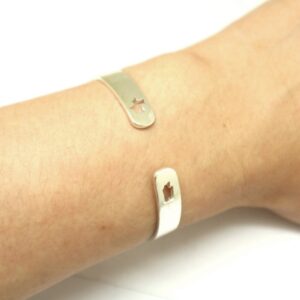14 Kt White Gold Texas To Washington Map Wrap Women's Bangle Bracelet