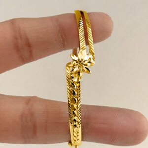 18K Yellow Gold Flower Wide Open Lock Women's Bangle Bracelet