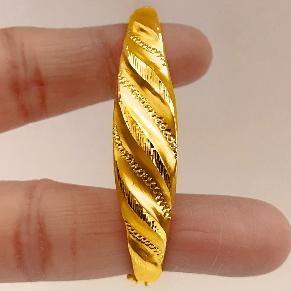 18K Yellow Gold Trendy Wide Open Lock Women's Bangle Bracelet
