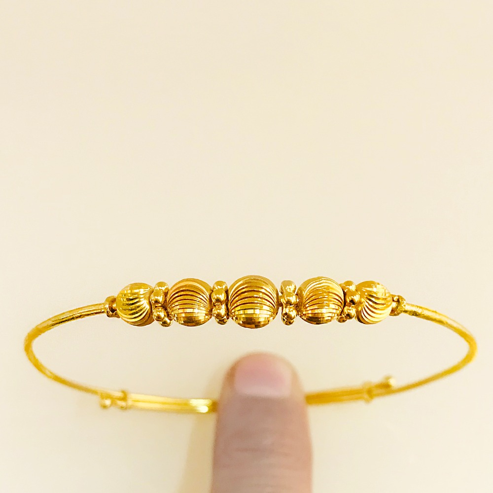 18 Kt Stamped Yellow Gold Thin Ball Adjustable Women Bracelet Bangle