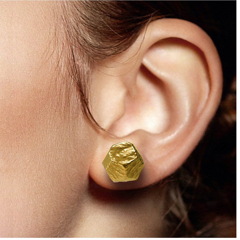 22 Kt Yellow Raw Gold Nugget Women'S Rock Post Stud Earrings