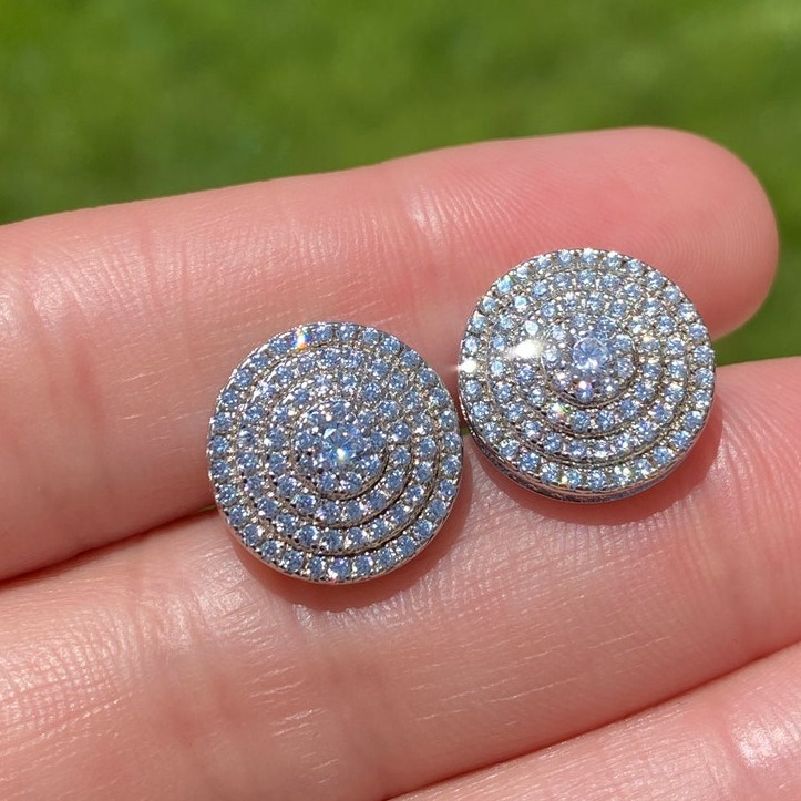 1.70 Ct G-H/VS Certified Diamonds Women Stud Earrings, 18Kt Gold