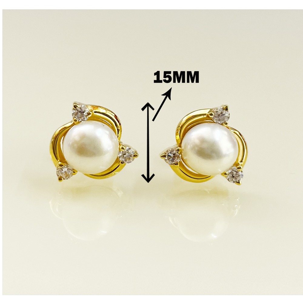 18 kt gold pearl & cubic zirconia handmade round stud women earring
