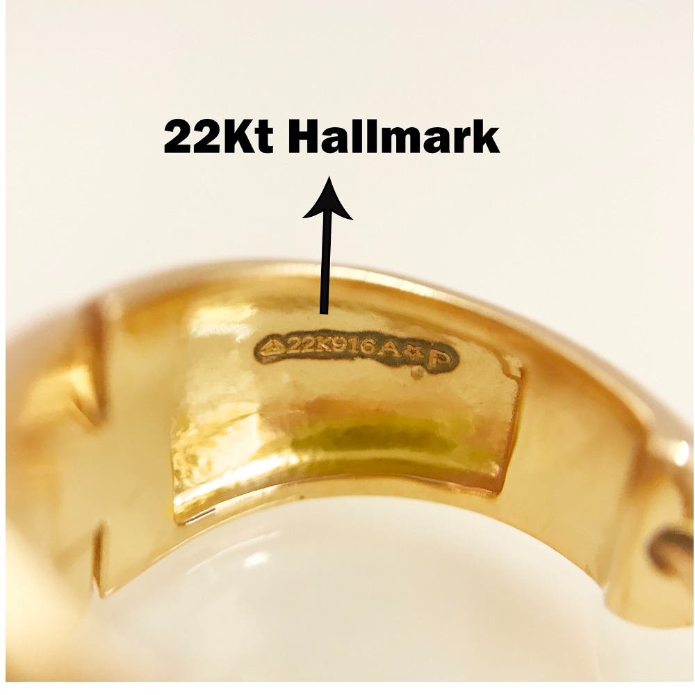 22 Kt Hallmark Yellow Gold Bridesmaid Dainty Huggie Hoop Earrings